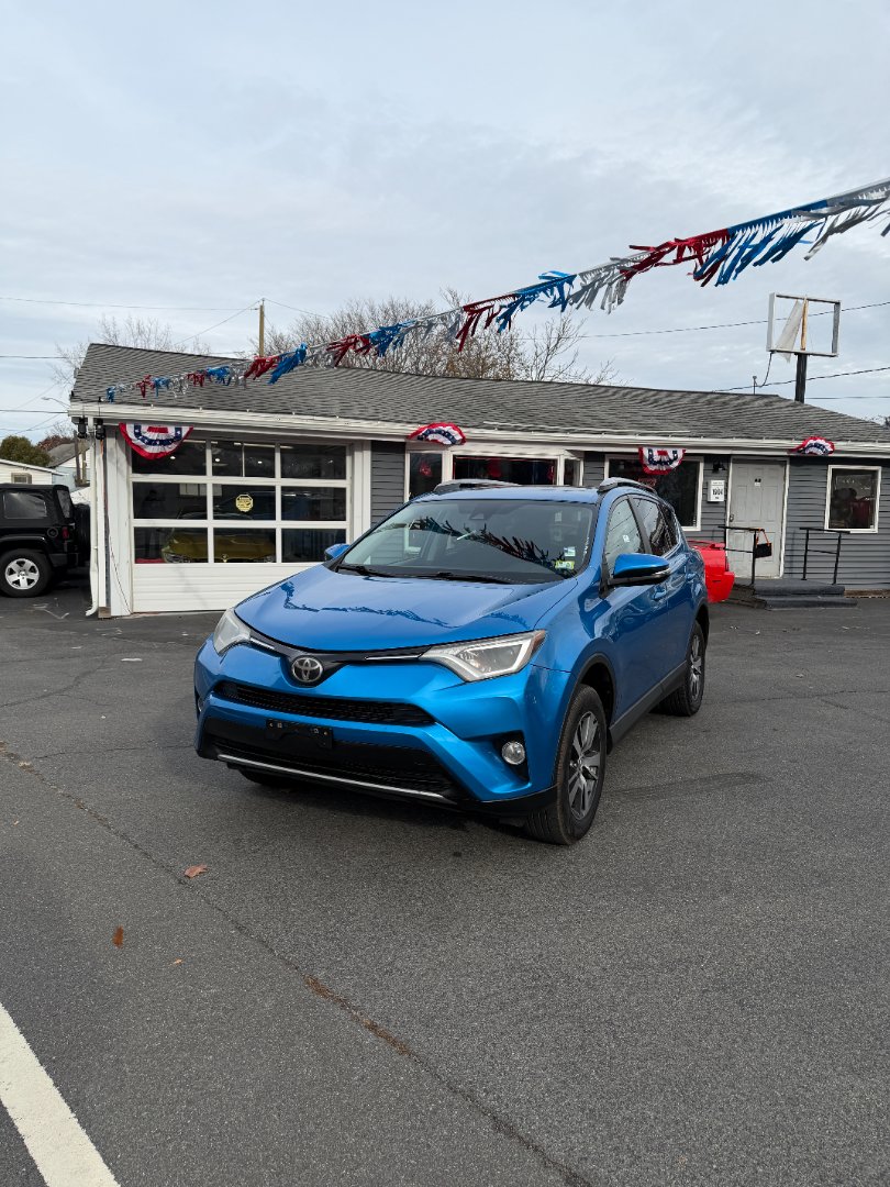 2017 Toyota RAV4 XLE