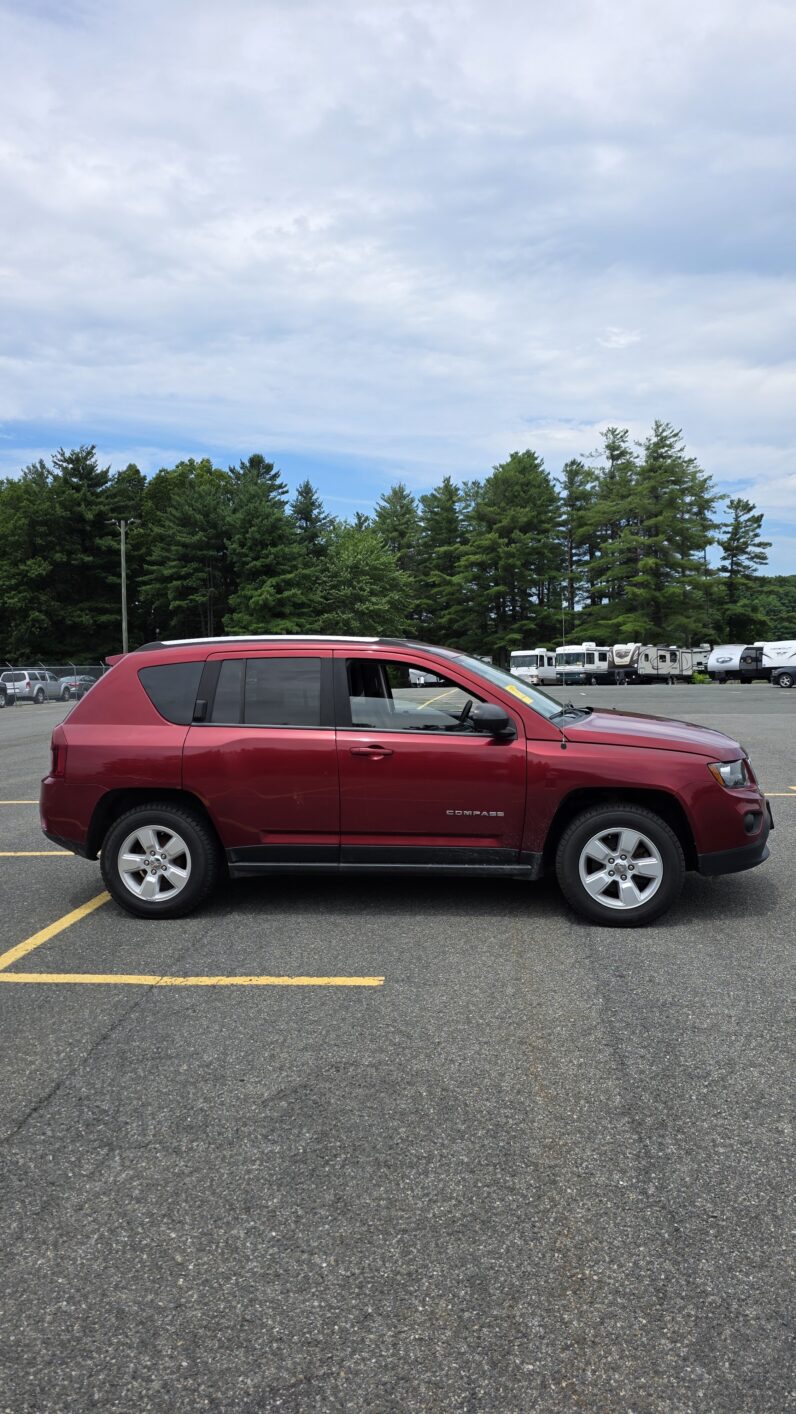 
								2014 Jeep compass Sport SUV 4D full									