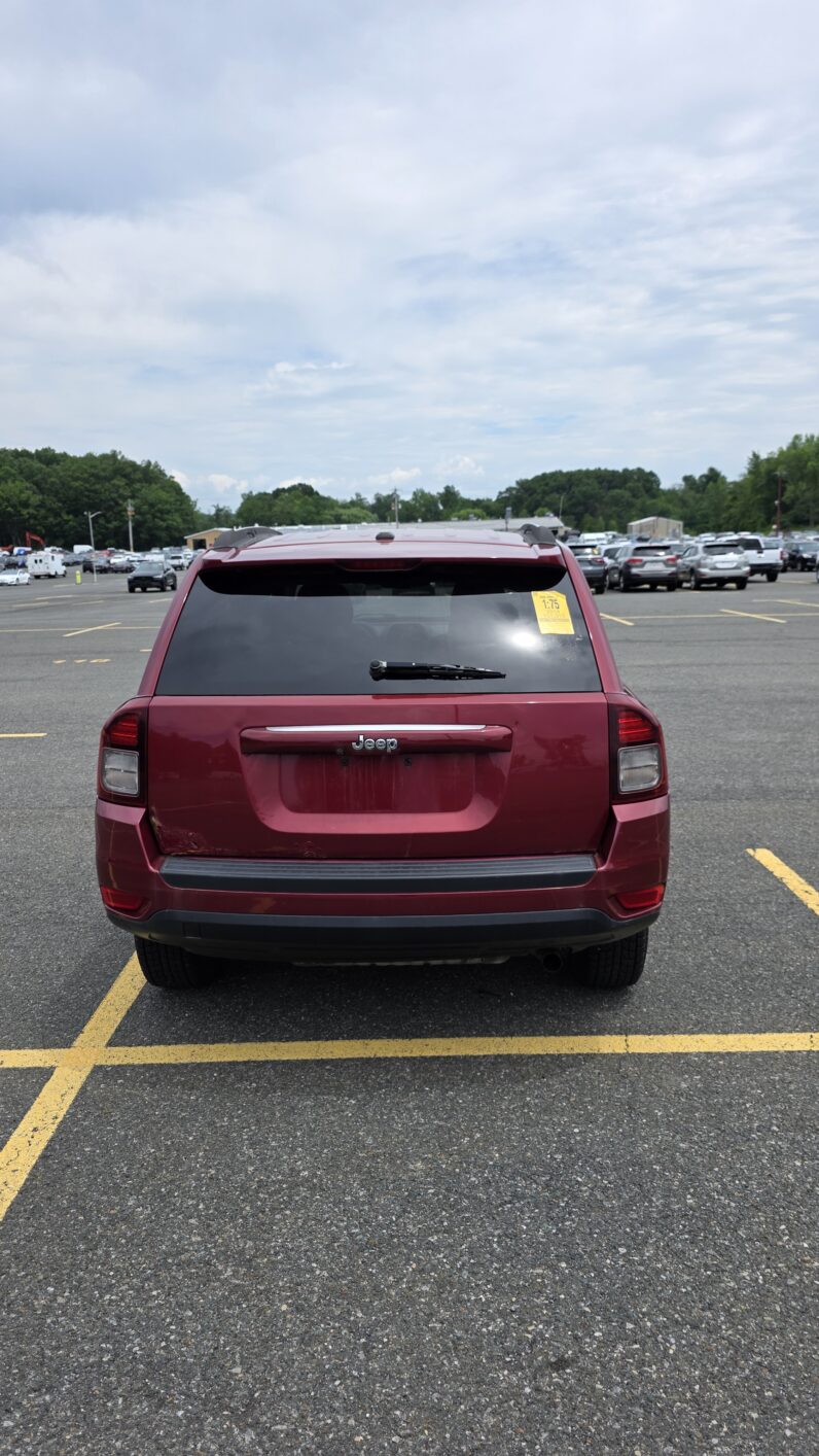 
								2014 Jeep compass Sport SUV 4D full									