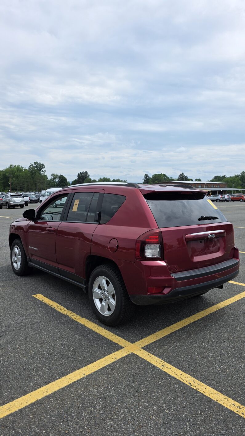 
								2014 Jeep compass Sport SUV 4D full									
