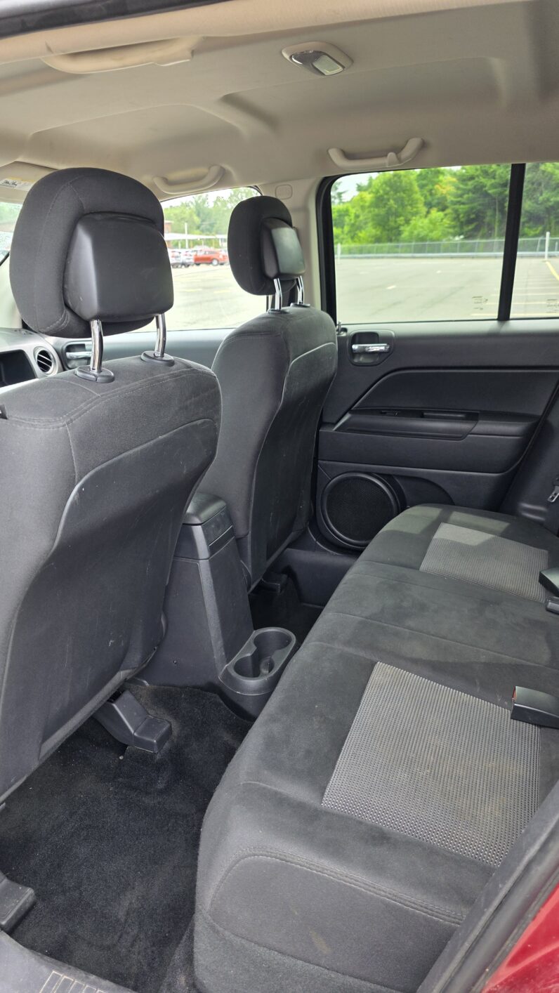 
								2014 Jeep compass Sport SUV 4D full									
