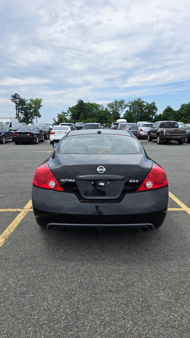
								2009 Nissan Altima 2.5 S Coupe 2D full									