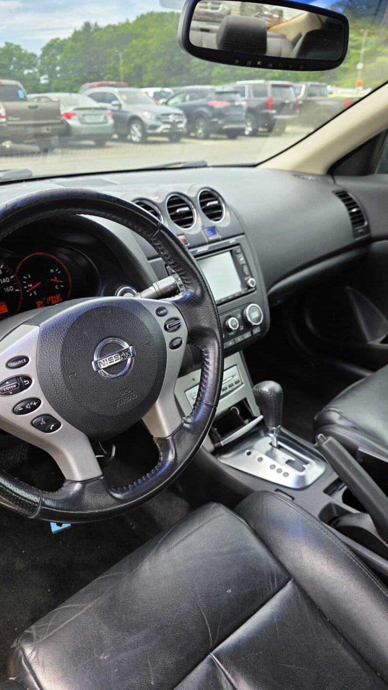 
								2009 Nissan Altima 2.5 S Coupe 2D full									