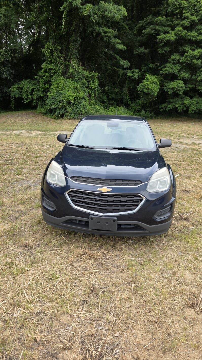 
								2016 Chevrolet Equinox LS Sport Utility 4D full									