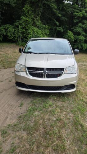 2014 Dodge Grand Caravan Passenger SE Minivan 4D