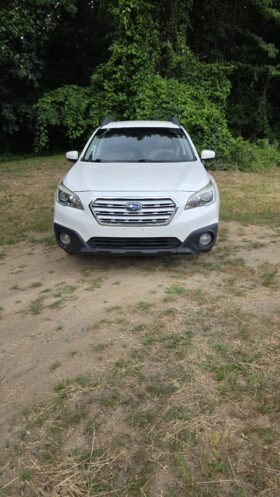 2017 Subaru outback 2.5i Premium Wagon 4D