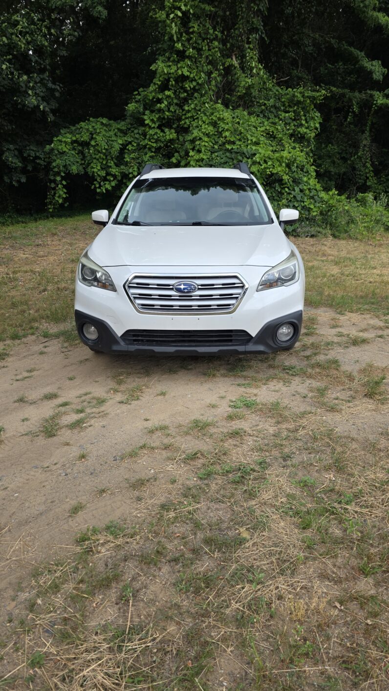 
								2017 Subaru outback 2.5i Premium Wagon 4D full									