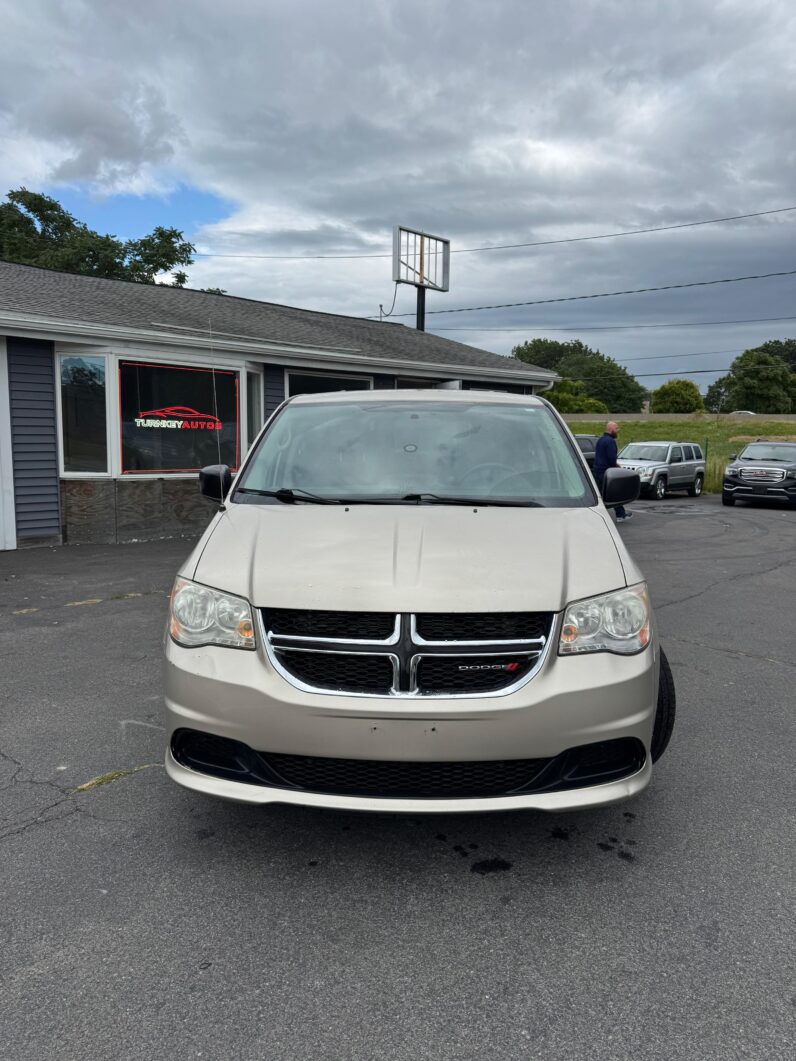 
								2014 Dodge Grand Caravan Passenger SE Minivan 4D full									