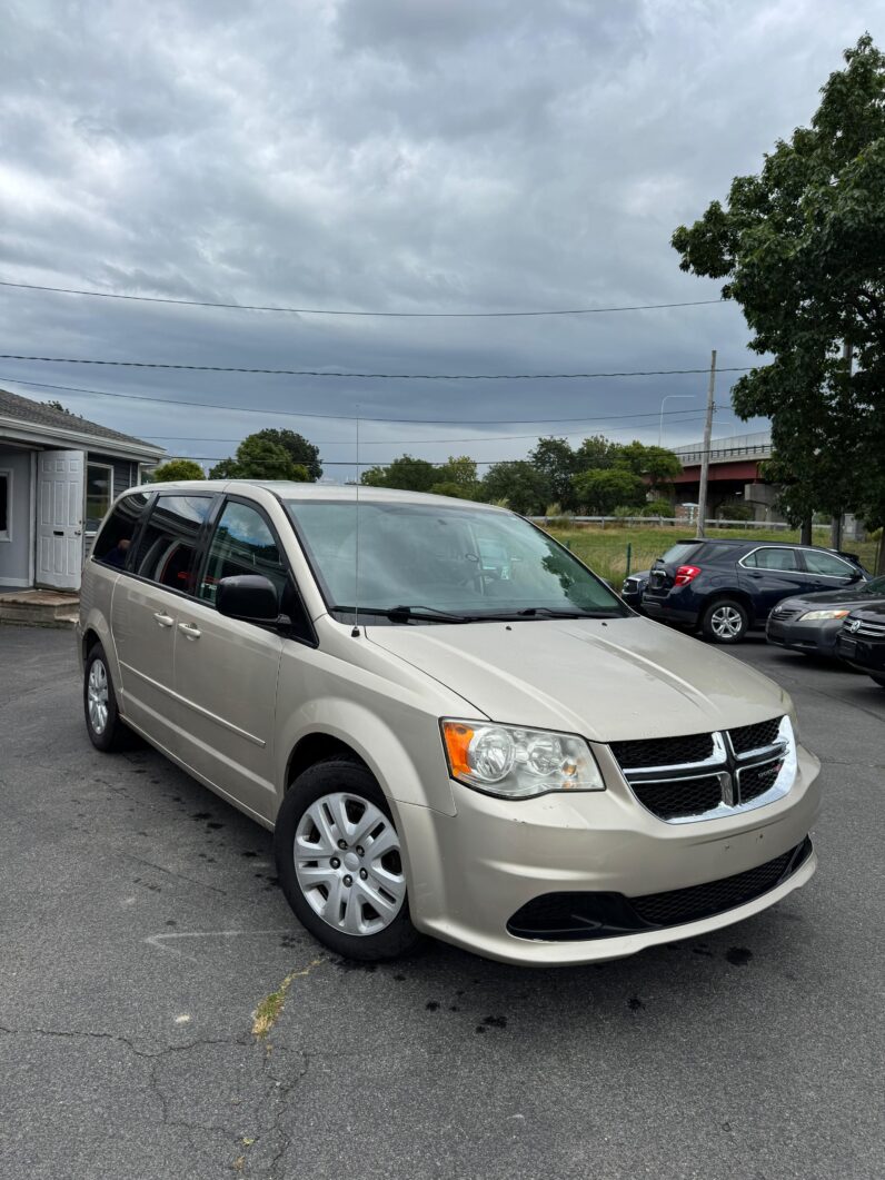 
								2014 Dodge Grand Caravan Passenger SE Minivan 4D full									