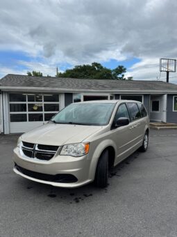 2014 Dodge Grand Caravan Passenger SE Minivan 4D