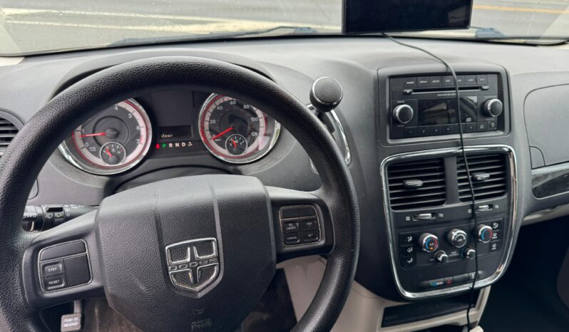 
								2014 Dodge Grand Caravan Passenger SE Minivan 4D full									