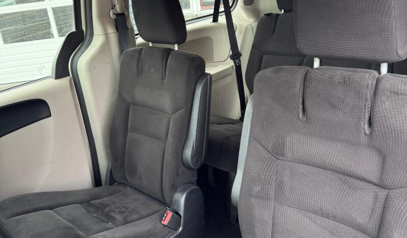 
								2014 Dodge Grand Caravan Passenger SE Minivan 4D full									