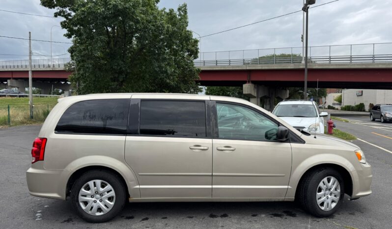 
								2014 Dodge Grand Caravan Passenger SE Minivan 4D full									