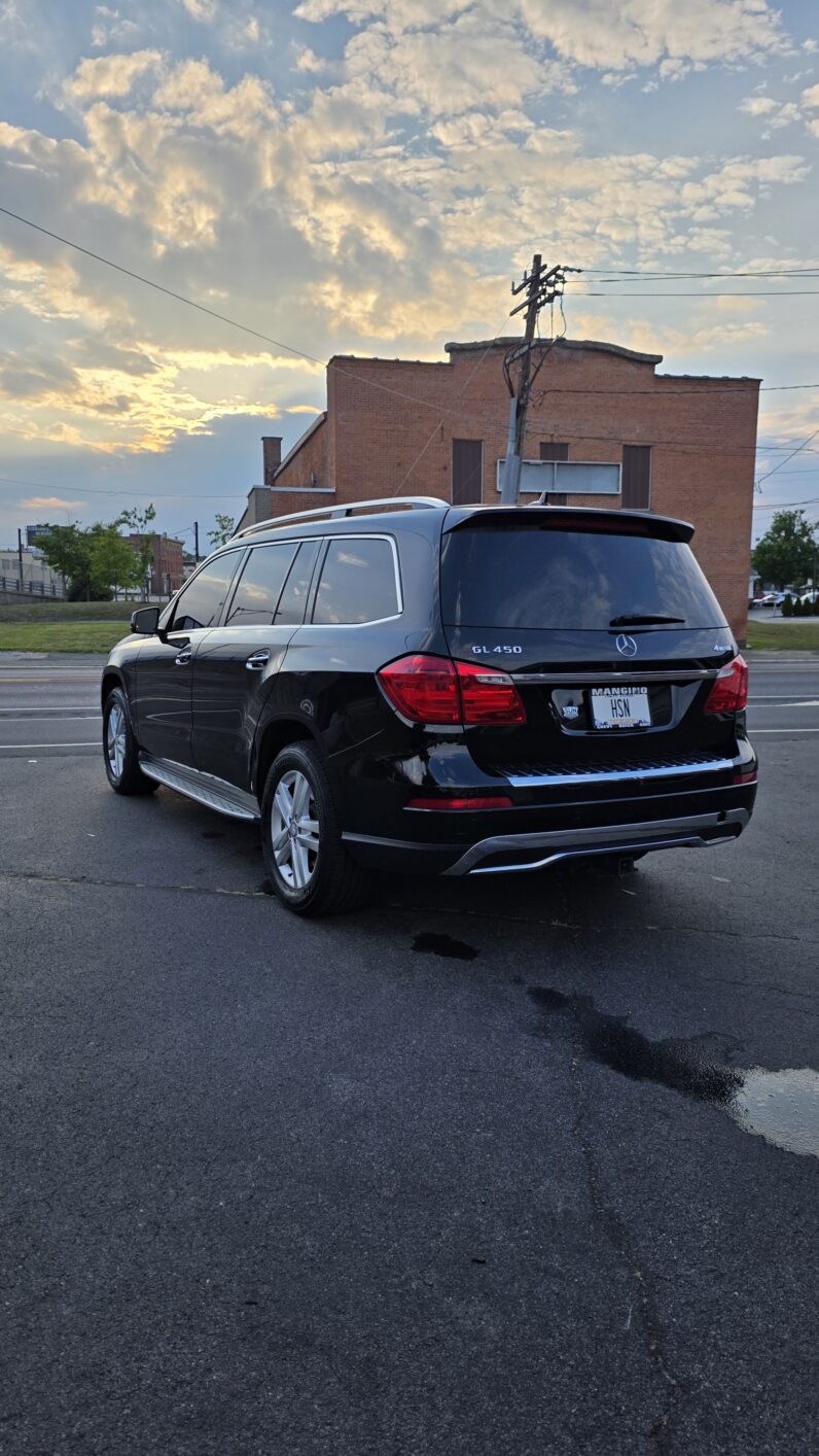 
								Mercedes-Benz GL450 4MATIC Sport Utility 4D full									