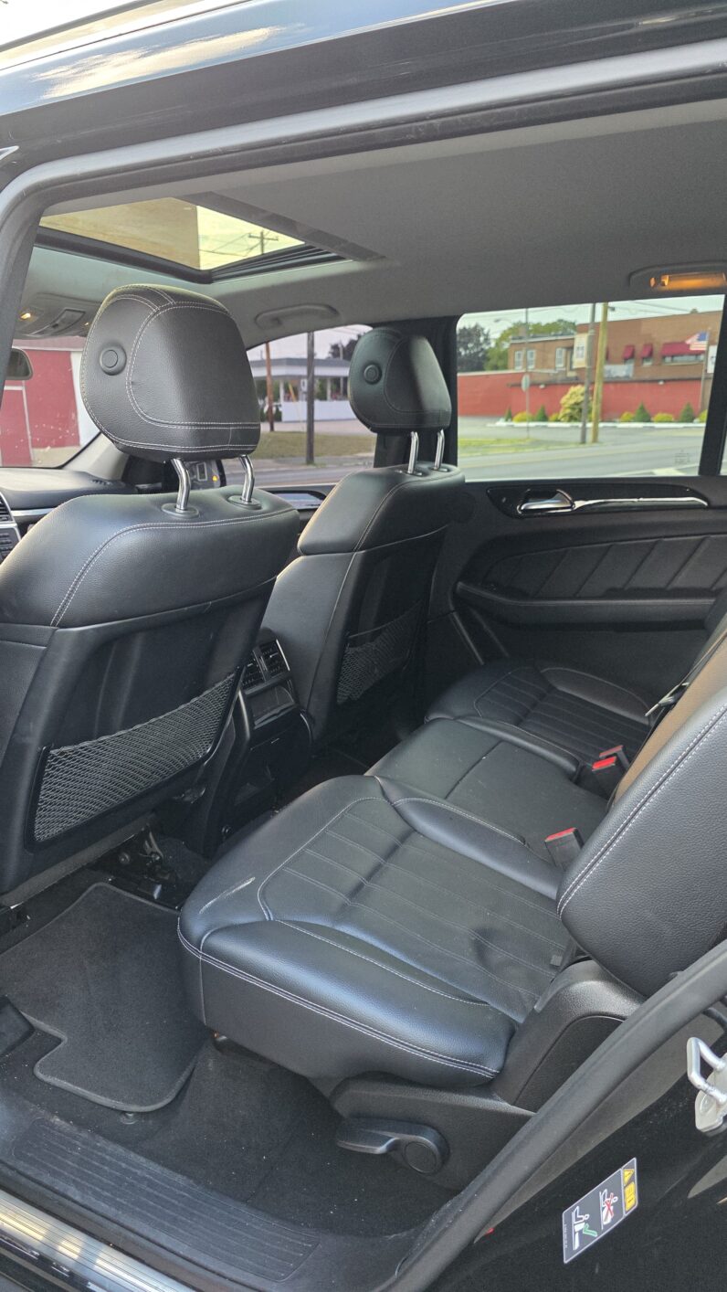 
								Mercedes-Benz GL450 4MATIC Sport Utility 4D full									