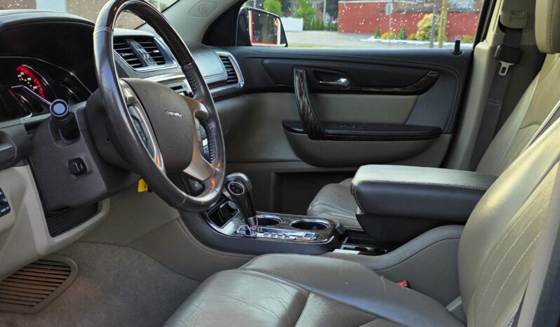 
								2016 GMC Acadia Denali Sport Utility 4D full									