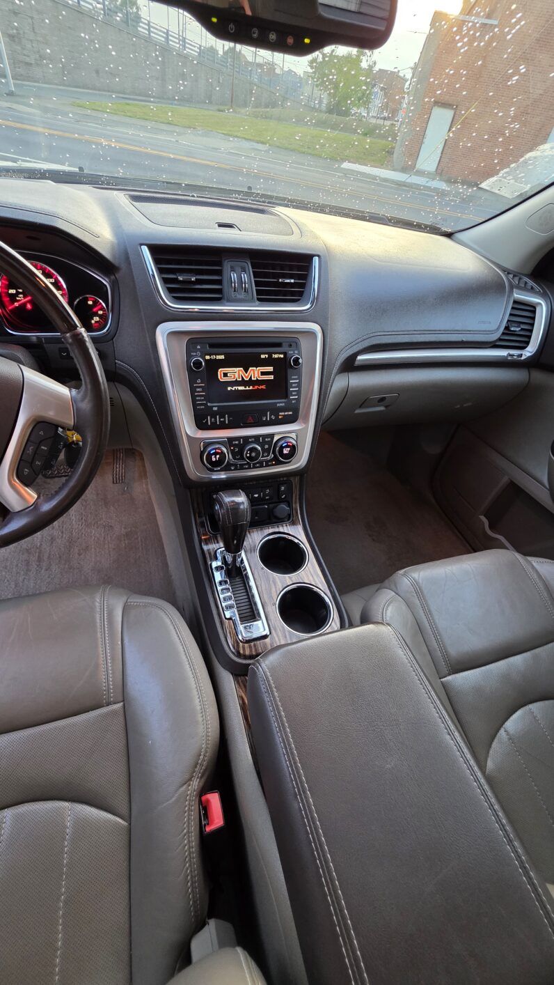 
								2016 GMC Acadia Denali Sport Utility 4D full									