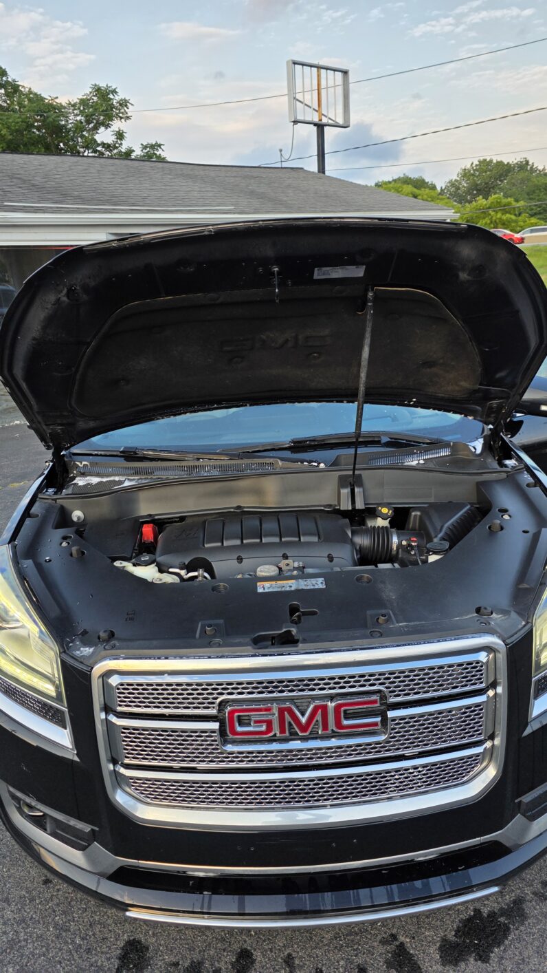 
								2016 GMC Acadia Denali Sport Utility 4D full									