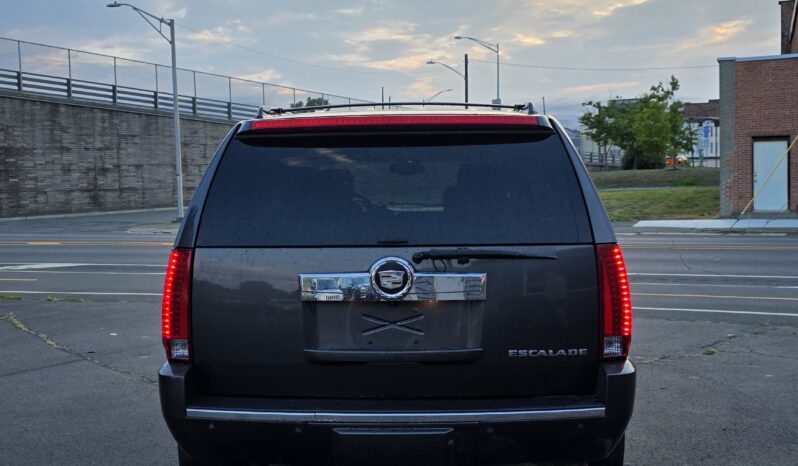 
								2010 Cadillac Escalade Sport Utility 4D full									