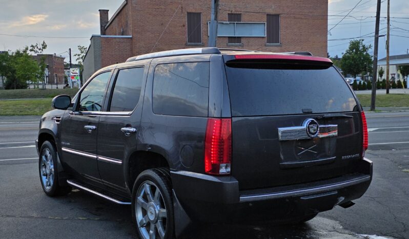 
								2010 Cadillac Escalade Sport Utility 4D full									