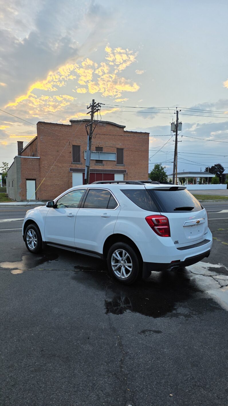 
								2016 Chevrolet Equinox LT Sport Utility 4D full									