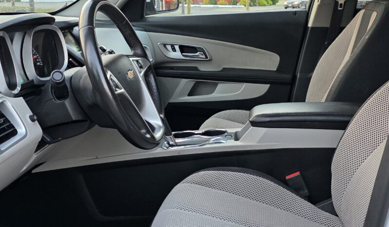 
								2016 Chevrolet Equinox LT Sport Utility 4D full									