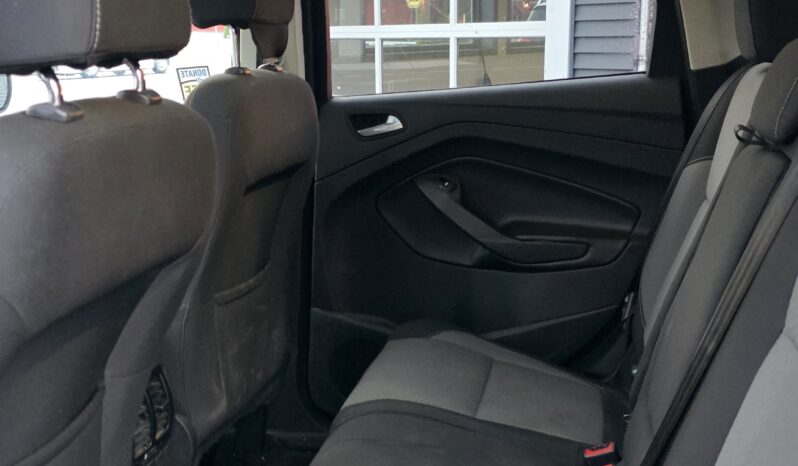 
								2017 Ford Escape SE Sport Utility 4D full									